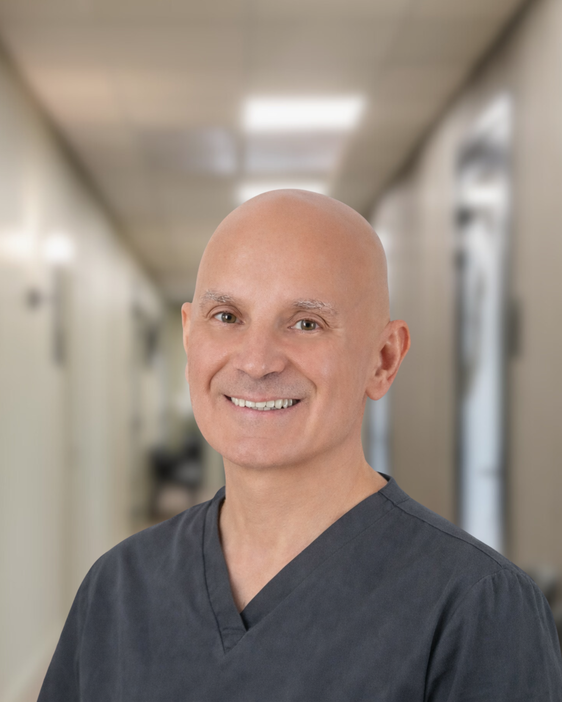 Dr. Sergejs Ļebedjkovs – pieredzējis ķirurgs un medicīnas publikāciju autors