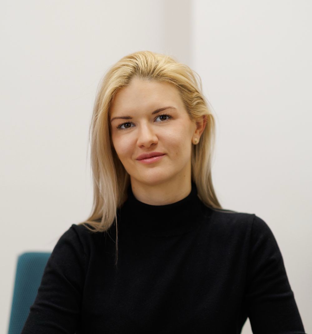 Dr. Jūlija Dolgopolova – Rīgas Stradiņa universitātes pasniedzēja un starptautisko konferenču dalībniece