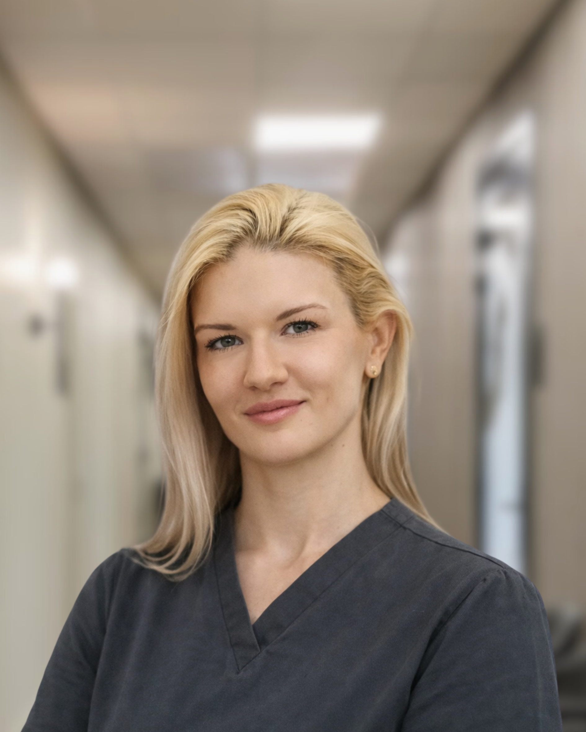 Dr. Jūlija Dolgopolova – Rīgas Stradiņa universitātes pasniedzēja un starptautisko konferenču dalībniece